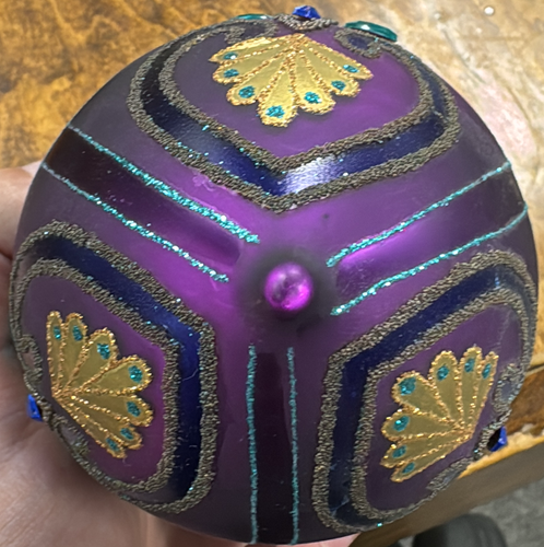 Purple Glass Ornament (B159) - Picture 4 of 4