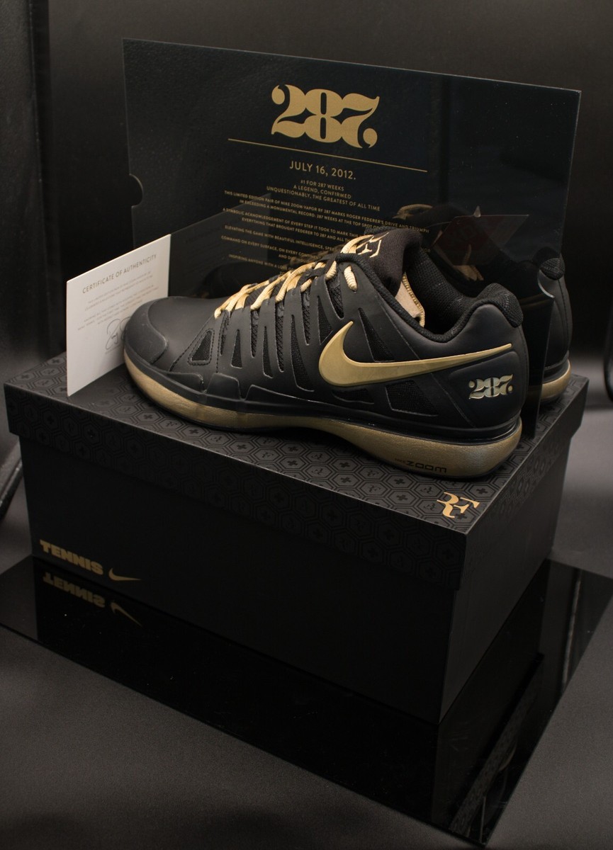 Nike Zoom Vapor RF287 US11 Roger Federer Signed certificate Nike Zoom Vapor RF287 US11 Roger Federer Signed certificate