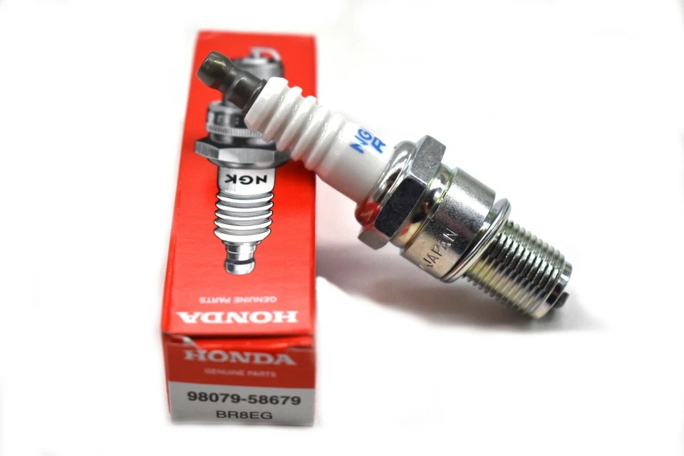 x10 NGK BR8EG Spark Plug 82-04 CR250R CR500R 82-83 CR480R 10 Pack Honda OEM#B224 - Image 3 of 4