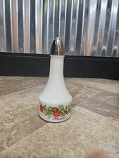 Gemco Corning Ware Spice of Life Cruet – Vintage Milk Glass – Used
