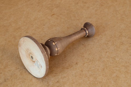 Candlestick Candle Holder Vintage Wood Old Fashioned Retro Unused with Tag 1981 - Picture 4 of 6