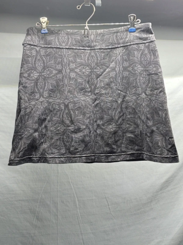athleta floral print pocket stretch tennis golf shorts
