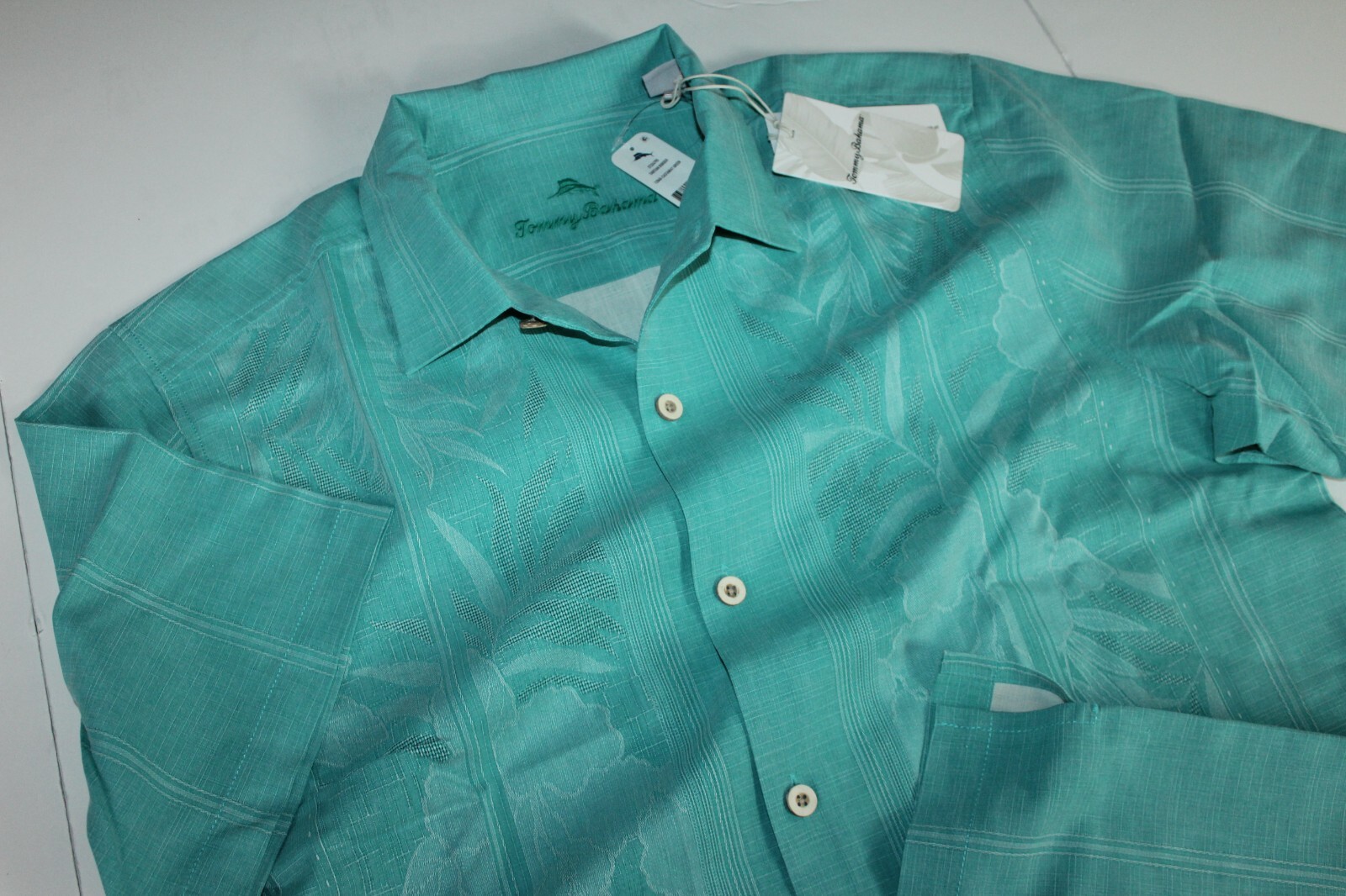 Tommy Bahama Camp Shirt Tahitian Border Castaway Embossed 100 Silk SS