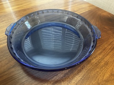So Pretty AND Handy! Pyrex Cobalt Blue Pie Plate/Dish Vintage Scalloped+Handles