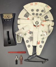 Star Wars MICRO MACHINES Action Fleet Millennium Falcon 1997 Han Solo Chewbacca