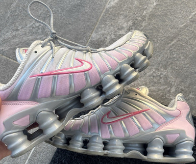 Nike Shox TL Sneaker EU 41 Rosa/Silber/Weiß Low Top atmungsaktiv