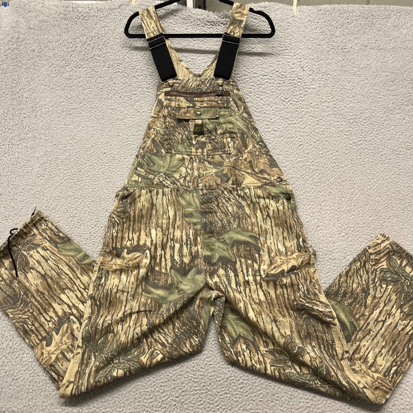 Vintage Liberty Overalls Mens 40x32 RealTree Camouflage Outdoors Hunting