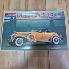 MONOGRAM / BANDAI DUESENBERG SJ Plastikmodellbausatz im Maßstab 1:24