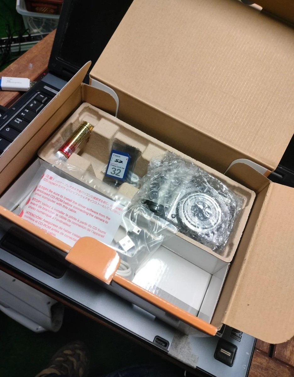 Canon PowerShot A590 IS 8.0MP Digital Camera - Gray for sale