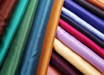 1 m  Futterstoff 100 % Acetat uni vielen Farben farbig Meterware  Stoff