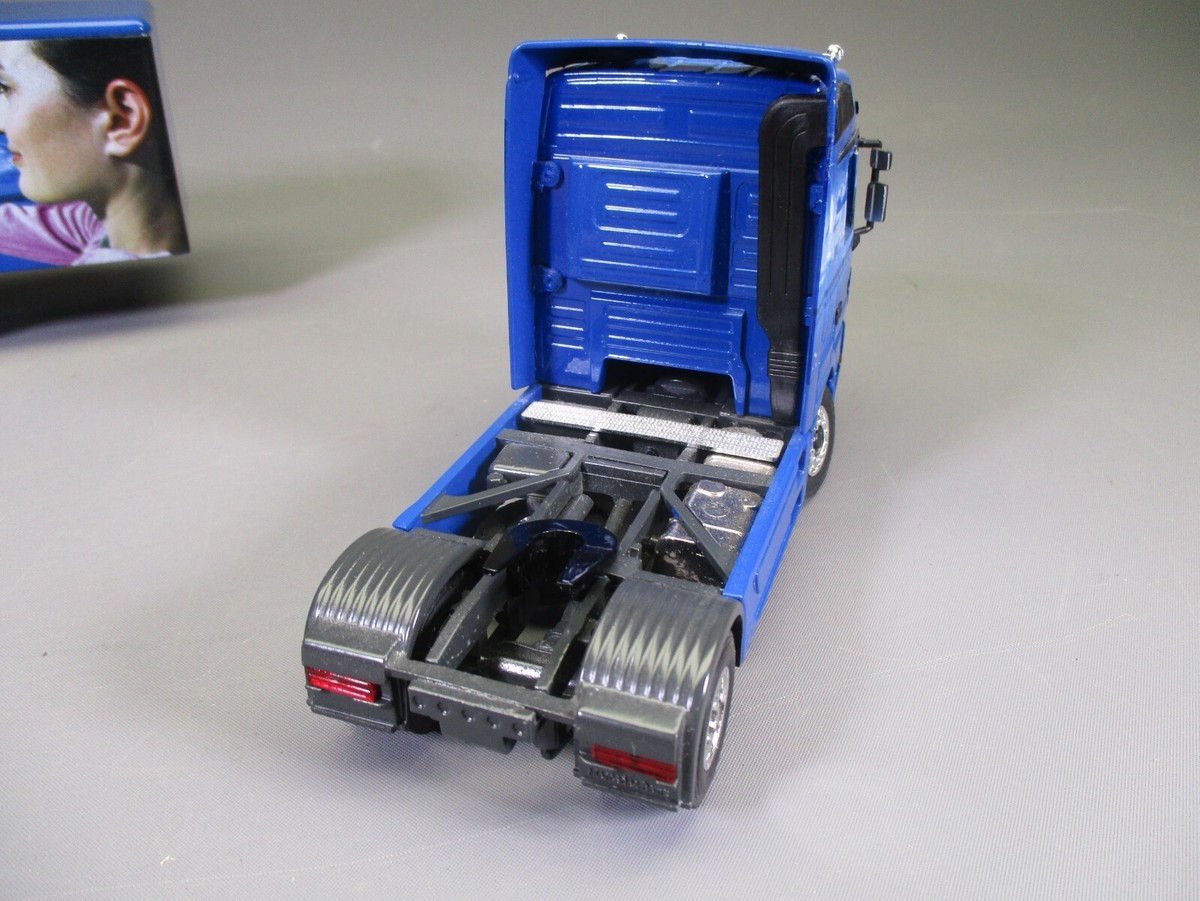 Semi-remorque Mercedes Actros Nette 1/87 HO Plastique