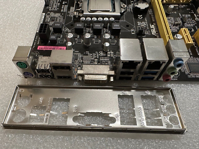 ASUS Q87M-A/TYCO/SI Motherboard Intel G1820 2.70GHz 4GB RAM w