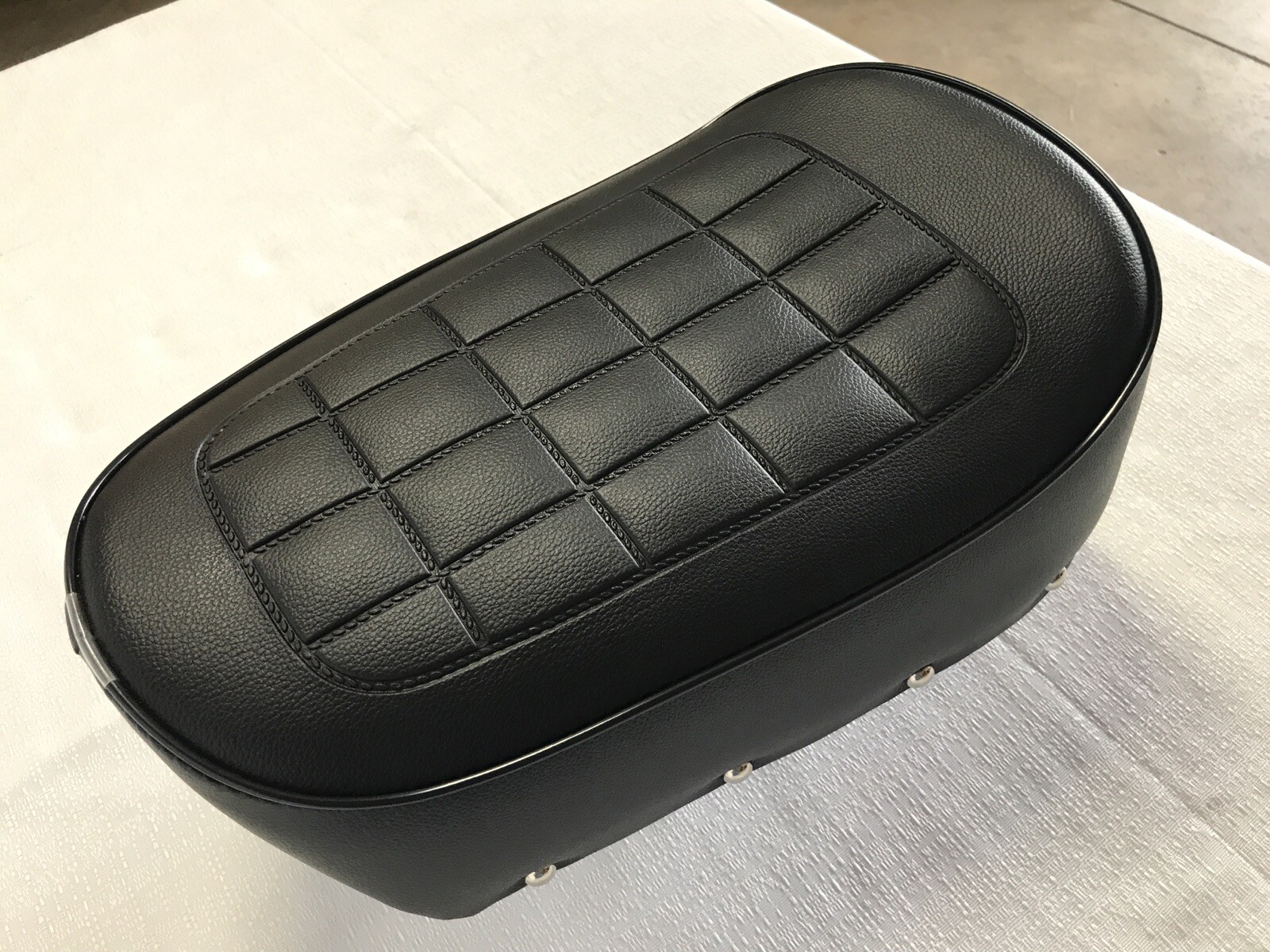 HONDA Z50 SEAT Z50A SEAT 1972 TO 1978 MODEL SEAT (EMBOSSED STENCIL)