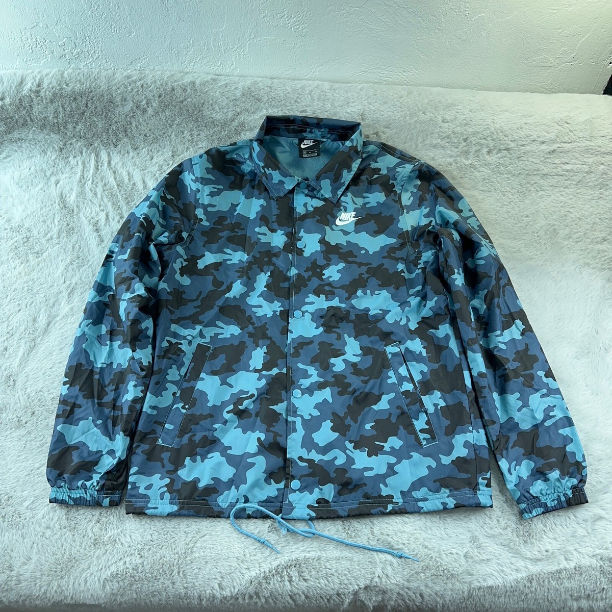 NIKEジャケット s-l1200.jpg