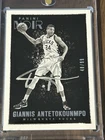 Basketball 2015-16 Panini Noir /99 Giannis Antetokounmpo Auto #44 Bucks