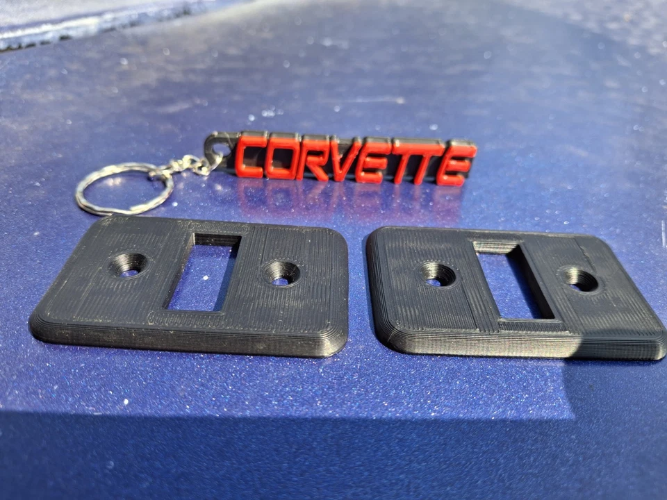 Bisel de liberación trasero asiento plástico Corvette 1994-1996 negro GM 10262345 Foto 4 de 4