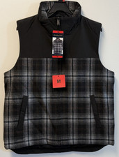 Men's Size Medium Pendleton Wool Full Zip Vest Jacket Plaid Black Pockets