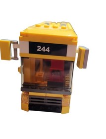 Lego City Corner 7641 Retired Set