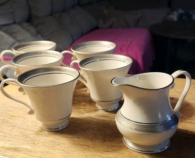 Pickard Geneva 5 Cups & Creamer Ivory With Platnium Trim