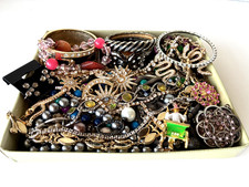 2.5 lbs Vintage Mod Wearable Craft Repair Broken Rhinestone + Mixed Jewelry lot