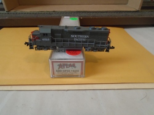 LOCOMOTORA DIESEL ATLAS / KATO #4614 EMD GP35 - PACÍFICO SUR #6525 N | Zustand: Used