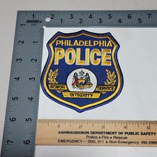Bin2 B3 Police patch Pennsylvania Philadelphia 