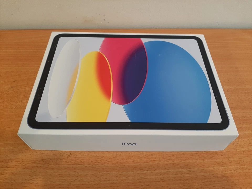 Brand NEW SEALED Apple iPad 11th Gen 11" 2025 A16 128GB WIFI 24 Blue NextDay - Image 3 of 4