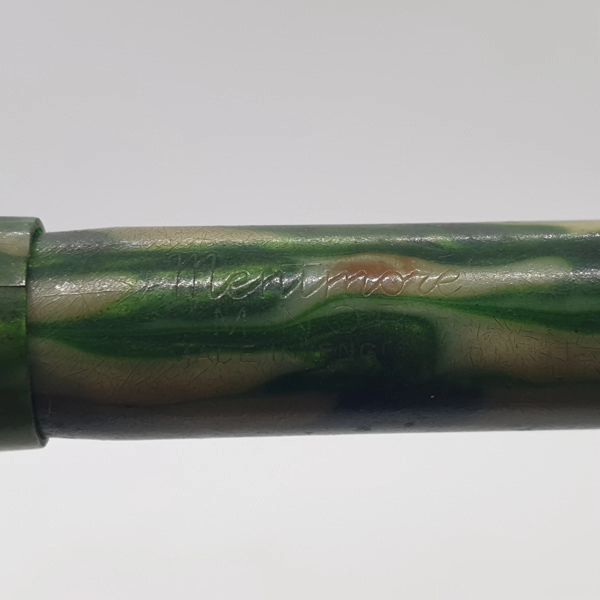 Vintage Mentmore Minor Green Marbled Button Filler Fountain Pen 14ct Gold Nib