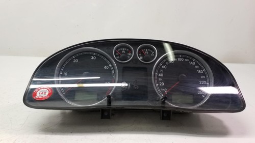 Volkswagen PASSAT 2000-2005 PASSAT 5 PLUS Tacho Tachometer Kombiinstrument