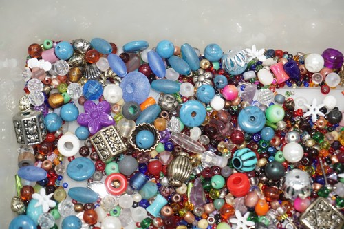 Mixed Lot Loose Bead Soup 12oz bag Various Materials Colors Shapes Sizes - Picture 2 of 9