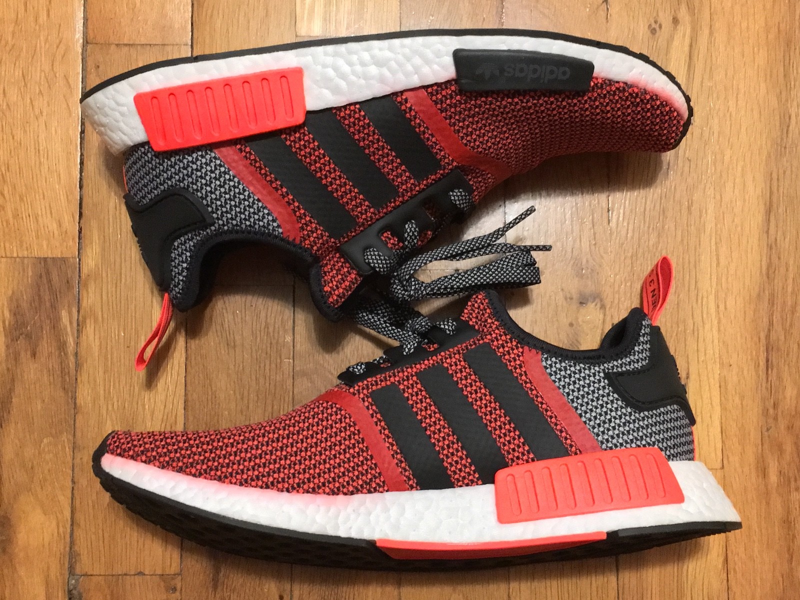 ADIDAS ORIGINALS NMD R1 CIRCA KNIT KNIT KNIT LUSH RED S79158 SIZE 10 3706cb ADIDAS ORIGINALS NMD R1 CIRCA KNIT KNIT KNIT LUSH RED S79158 SIZE 10 3706cb