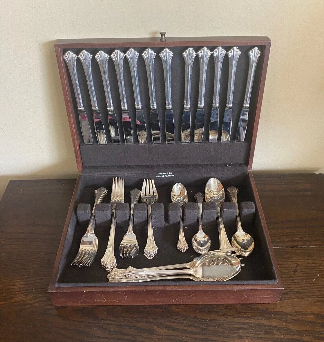 Reed and barton silverplate flatware best sale sets