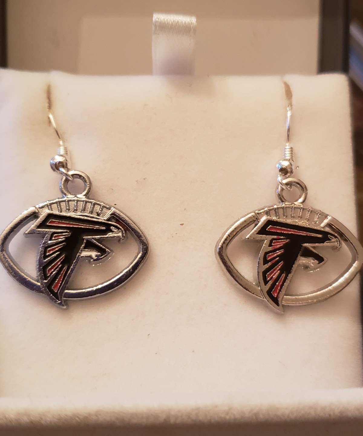 Picture 2 of 4