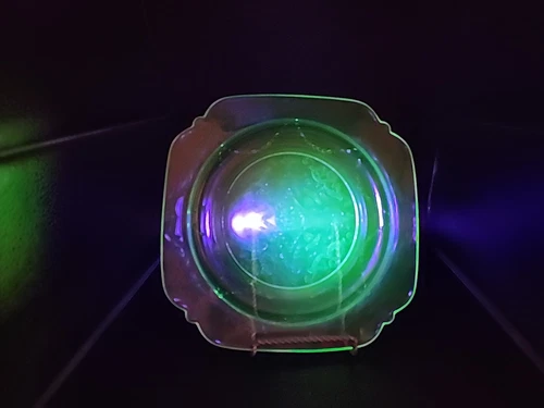 Federal Glass Uranium Green 9" Madrid  Plate Depression Vaseline