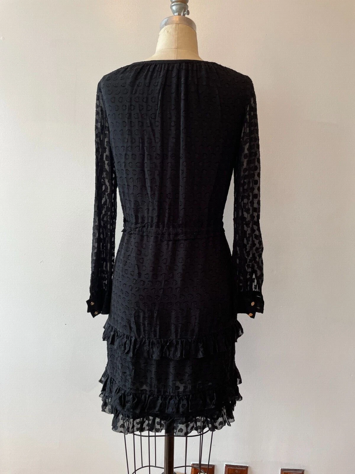 Abito con volant nero Tory Burch a strati con maniche lunghe trasparenti taglia 2