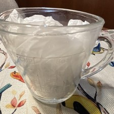 PYREX Glass Liquid Measuring Cup with Handle ...