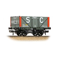 37-129A Bachmann OO 8 Plank End Door Wagon 'Stephenson Clarke & Assoc. London'