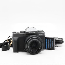 Fujifilm X-T200 24.2MP Mirrorless Digital Cam...