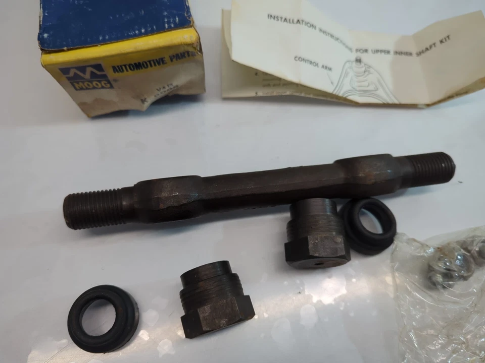 Upper Inner Control Arm Shaft Kit Moog K-6098 Chevrolet & GMC Truck 1963-72 NOS - Image 3 of 4