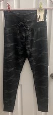 Juniors Black  Gray Camouflage Print Pull On Ankle Leggings Small-Med
