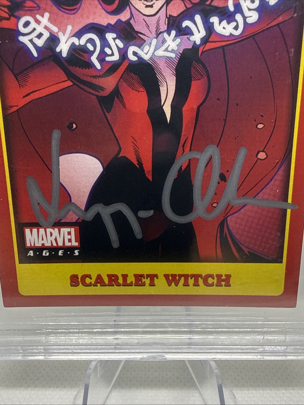 Elizabeth Olsen Scarlett Witch Auto 2021 UD Marvel Ages Beckett 10 AUTO Rare view 10