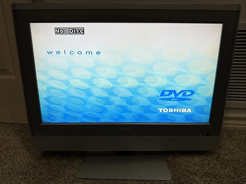 Toshiba 23HLV85 23” TV DVD Combo TheaterWide HDMI VGA AUX Gaming No Remote READ! - Image 3 of 4