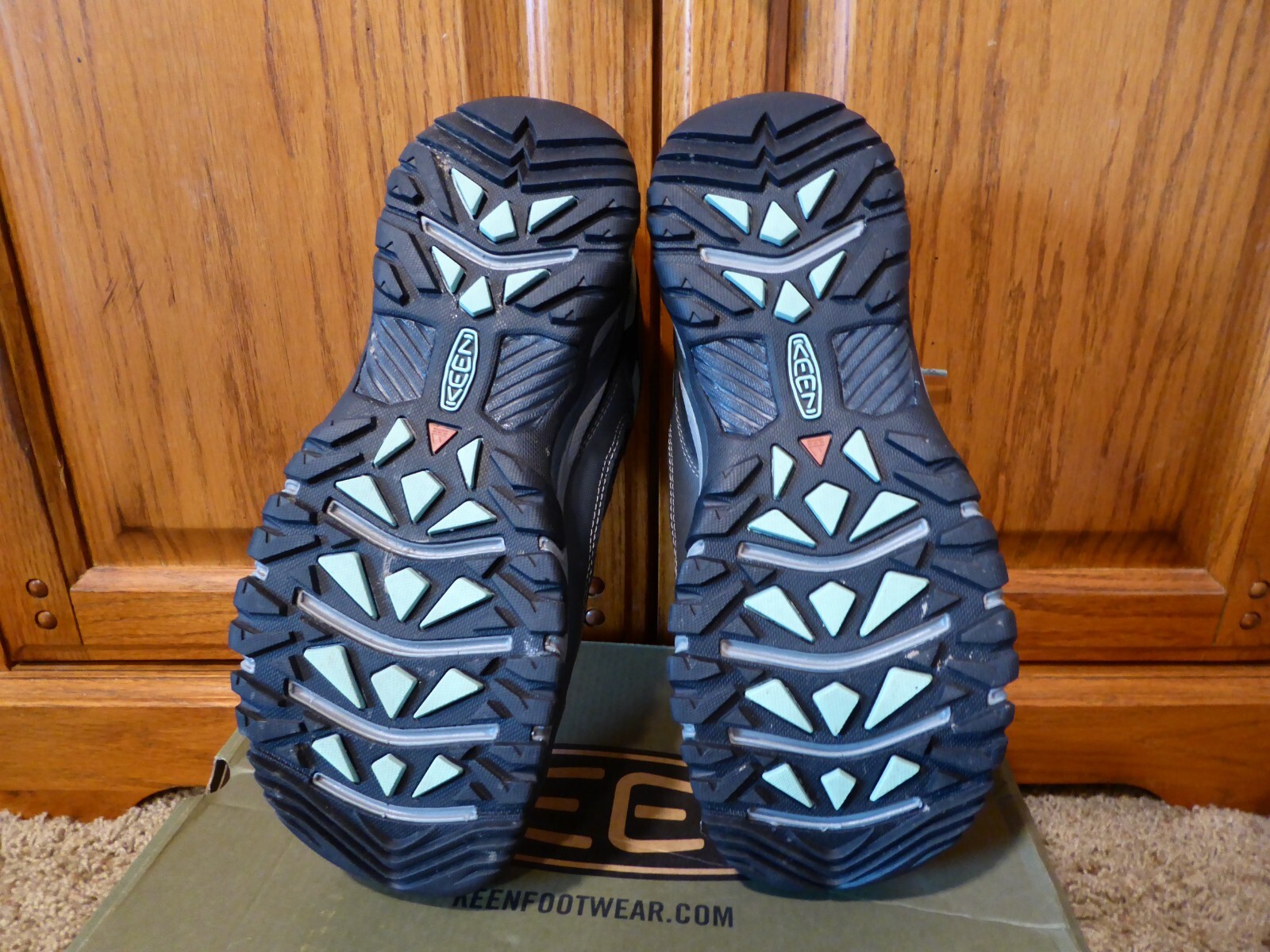 Come nuovo! Keen Scarpe da Escursionismo Donna Targhee Vent Grigio Sneakers 11 Medium (B M)