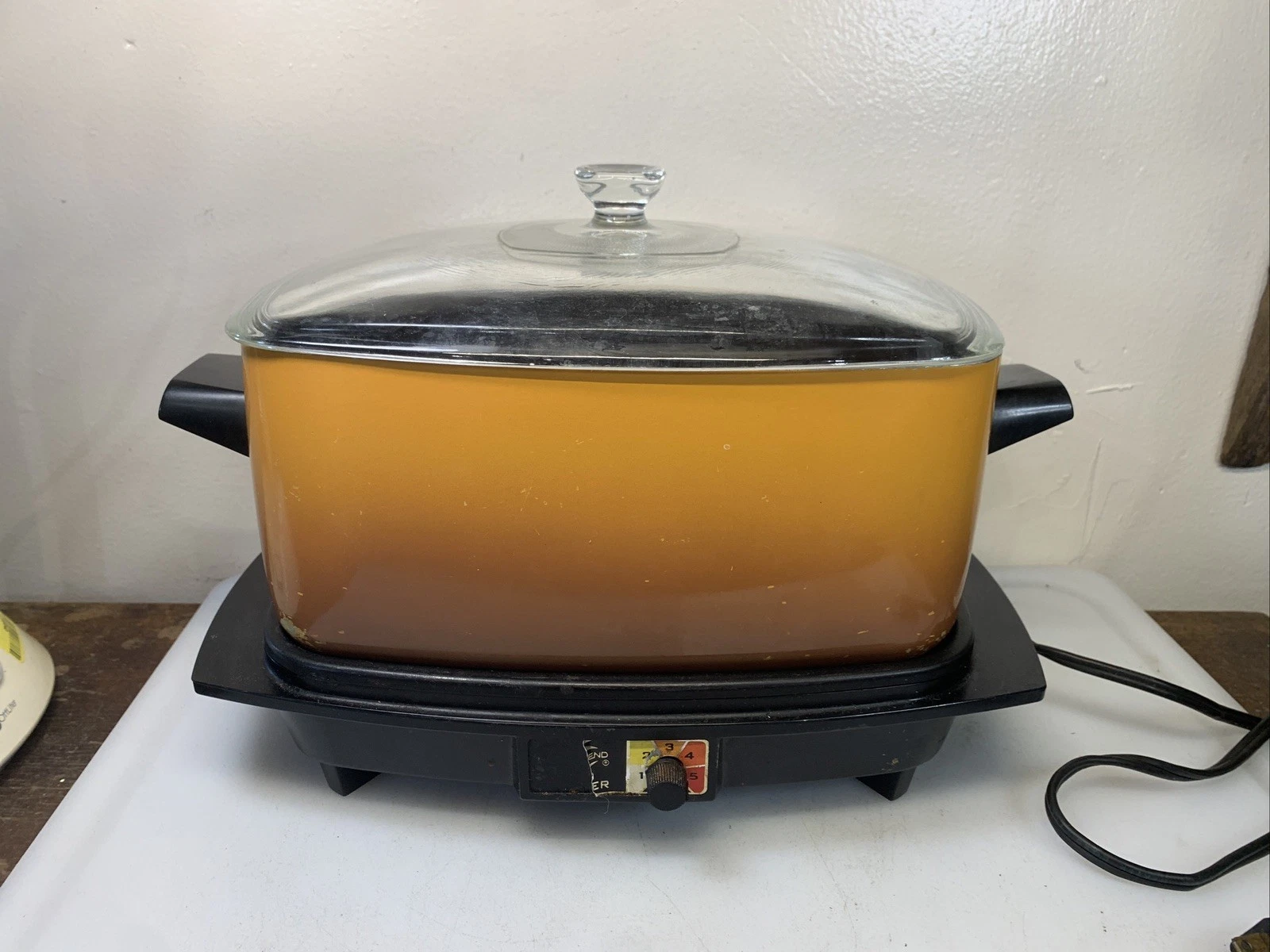 Vintage West Bend 6QT Electric Slow Cooker Model 5275 with Glass Lid Made in USA