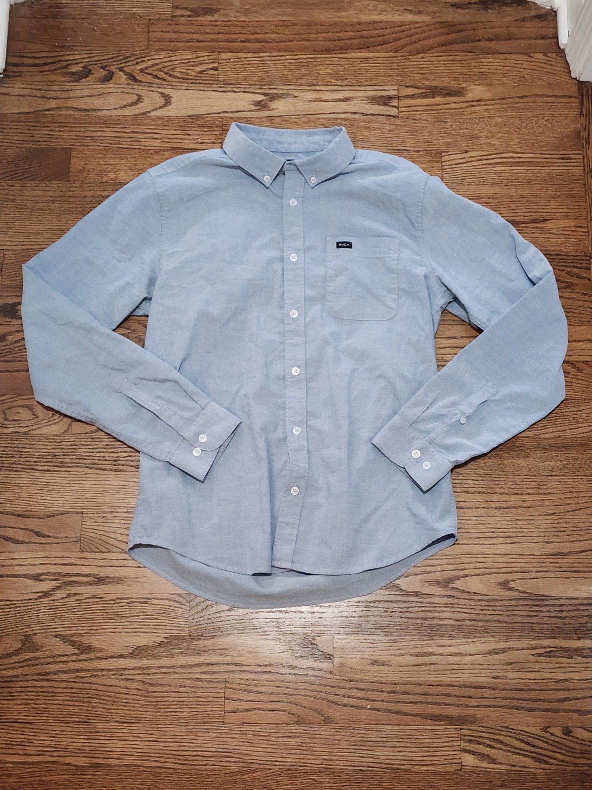 RVCA Shirt Medium Slim Fit Long Sleeve Button Down Blue Solid Pocket Logo
