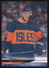 2024-25 UPPER DECK OUTDOOR VARIATION SCOTT MAYFIELD NEW YORK ISLANDERS #585