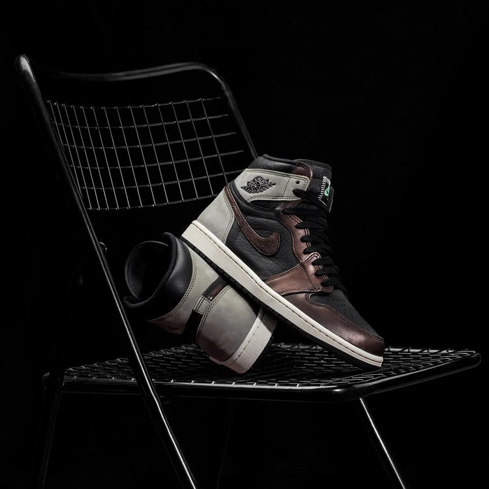 Talla 11 - Air Jordan 1 Retro OG Pátina Alta Foto 2 de 4