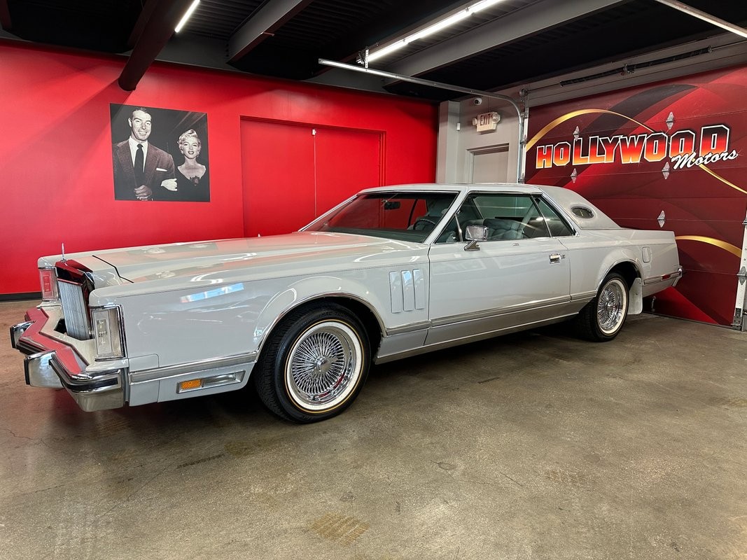 1977 Lincoln Mark V for sale in West Babylon New York