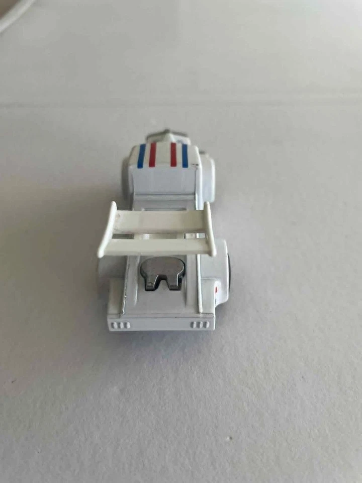 MATCHBOX TOYS LTD 1982 KENWORTH SUPER BOSS LESNEY ENGLAND IN MINT COND NO BOX - Image 4 of 4