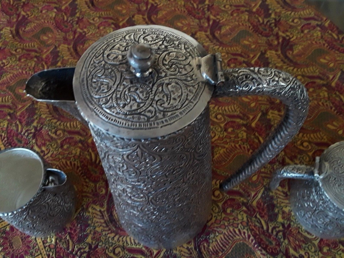 EXCEPTIONAL ANTIQUE HAND CHASED SOLID SILVER KASHMIR INDIA TEA SET